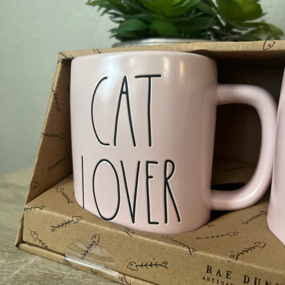 NEW Light Pink Rae Dunn Cat Lover & Meow Mug Set - Picture 3 of 4